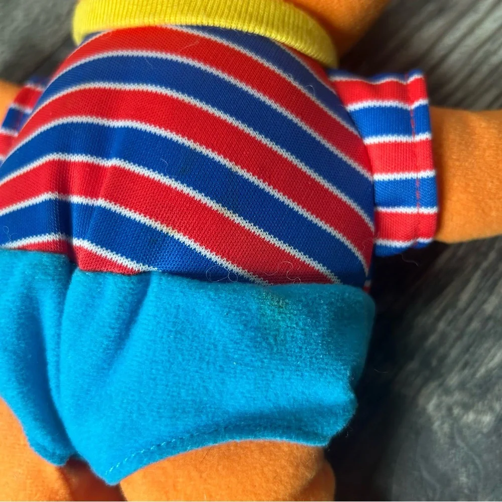 Vintage 1996 Tyco Ernie Sesame Street Vibrating Laughing Plush Doll